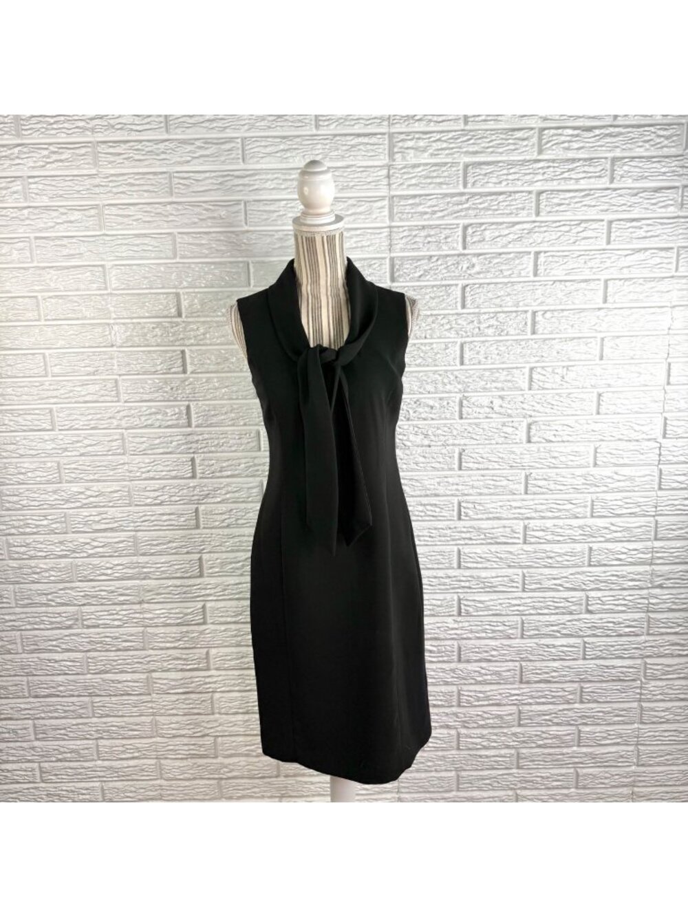 Calvin Klein Black Bow Sheath Dress Classic Style Draped Neckline Tie Size 6 NWT